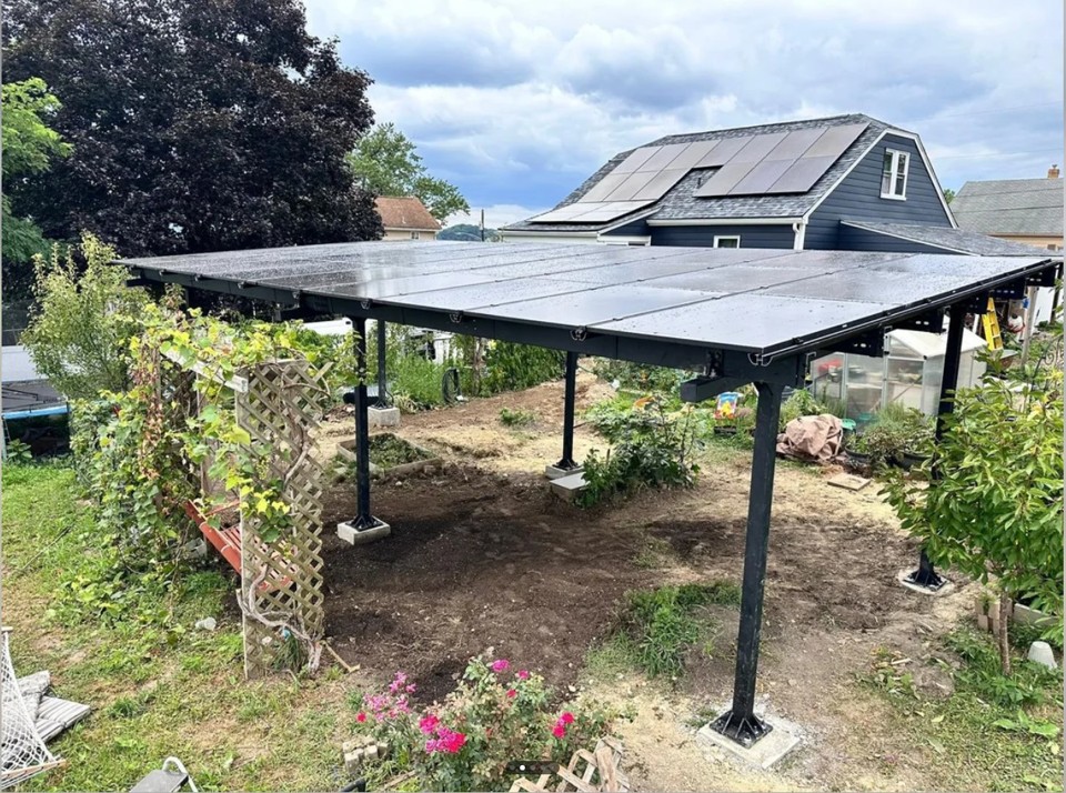 Premier 4-Car, 36 Panels, 8kW, Pennsylvania Homestead, DIY Installer